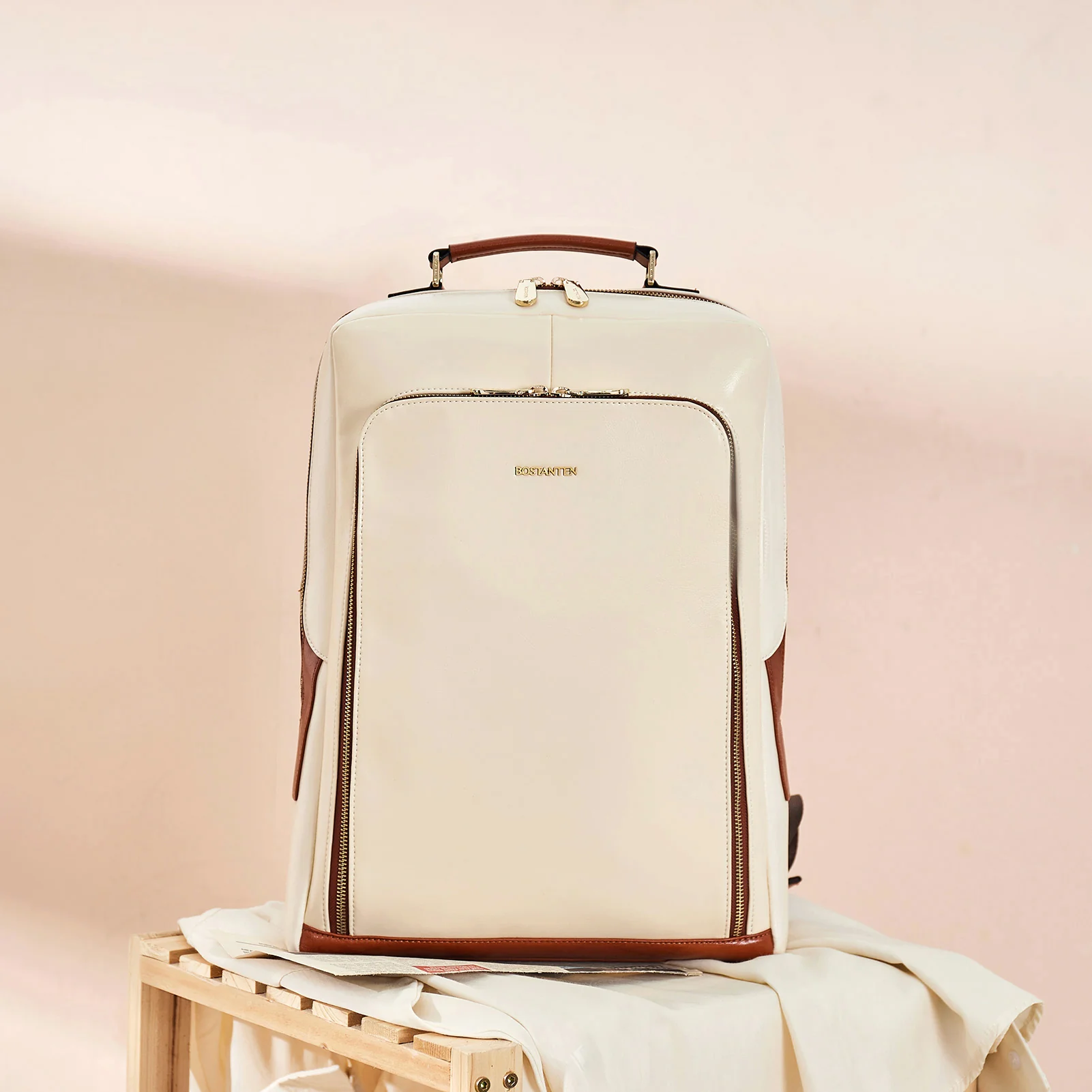 Vrba 15.6" White Leather Stylish Women's Backpack - Image 7