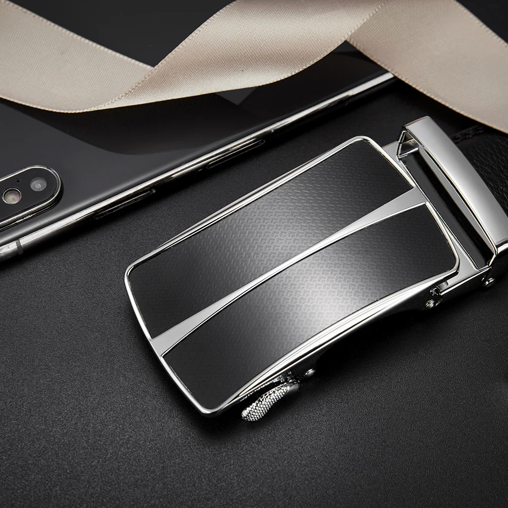 Classic and Rugged Leather Belts for the Modern Adventurer - Image 6