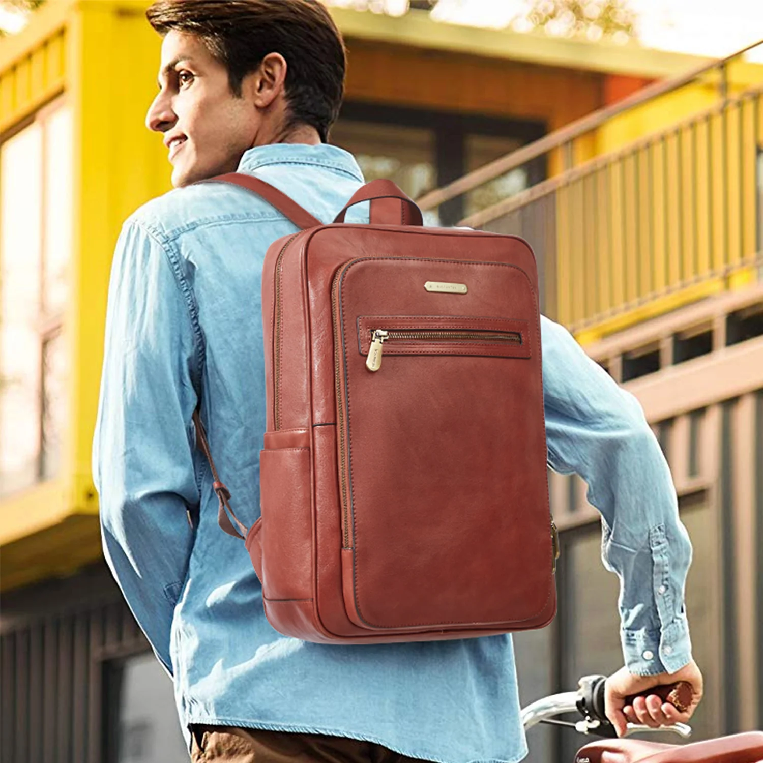 Luxury Italian Leather Backpack for Men - Image 2