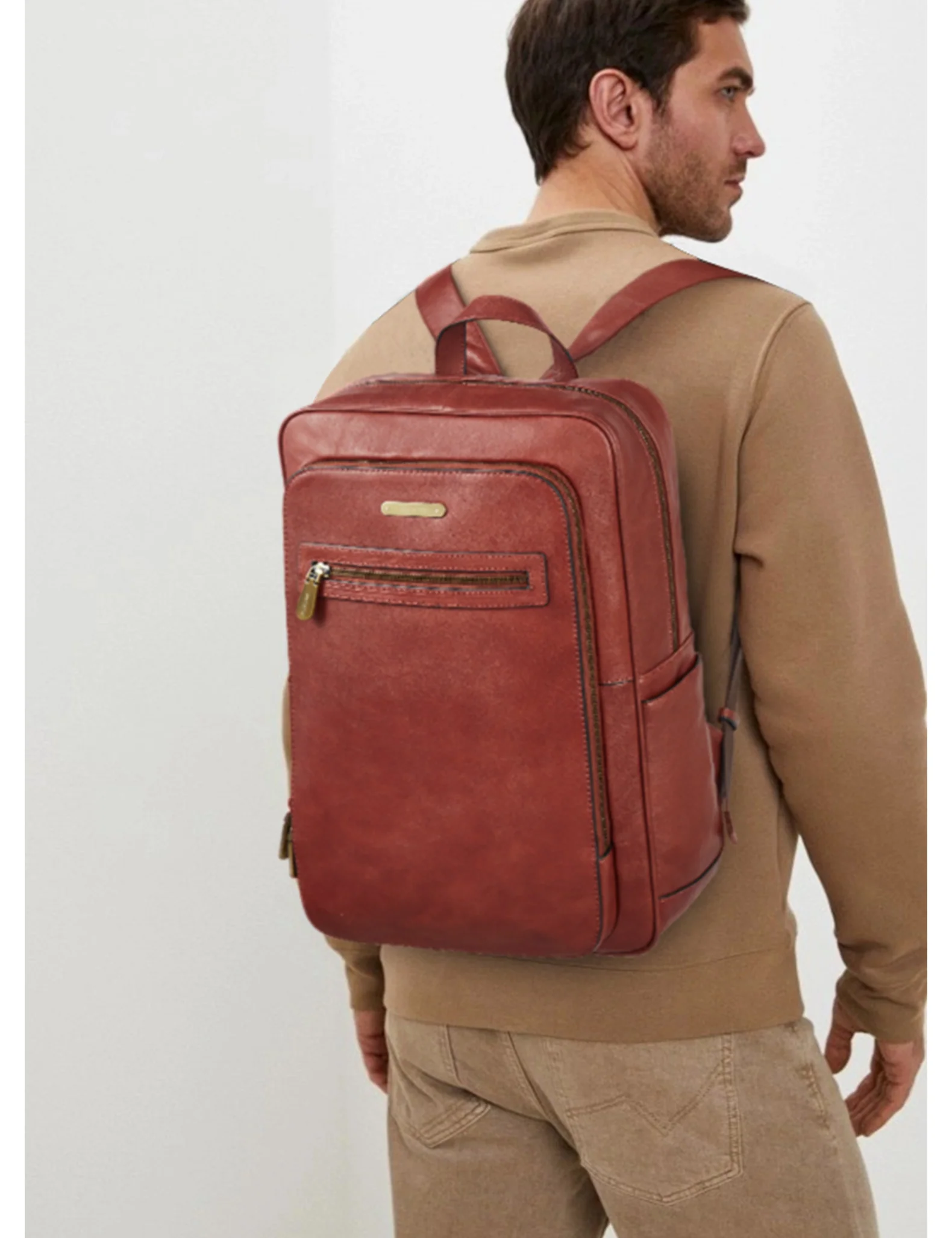 Luxury Italian Leather Backpack for Men - Image 3