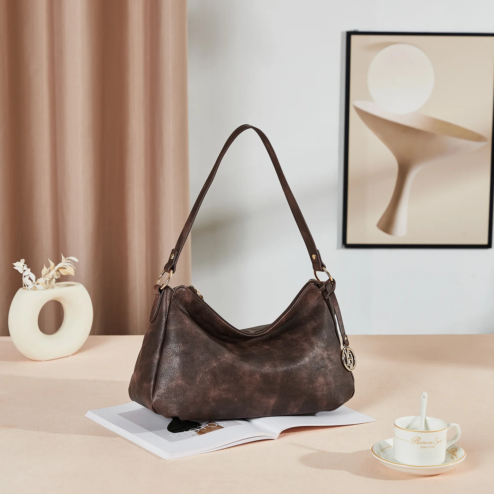 Kweli Hobo Shoulder Handbag - Pebble Leather - Image 29