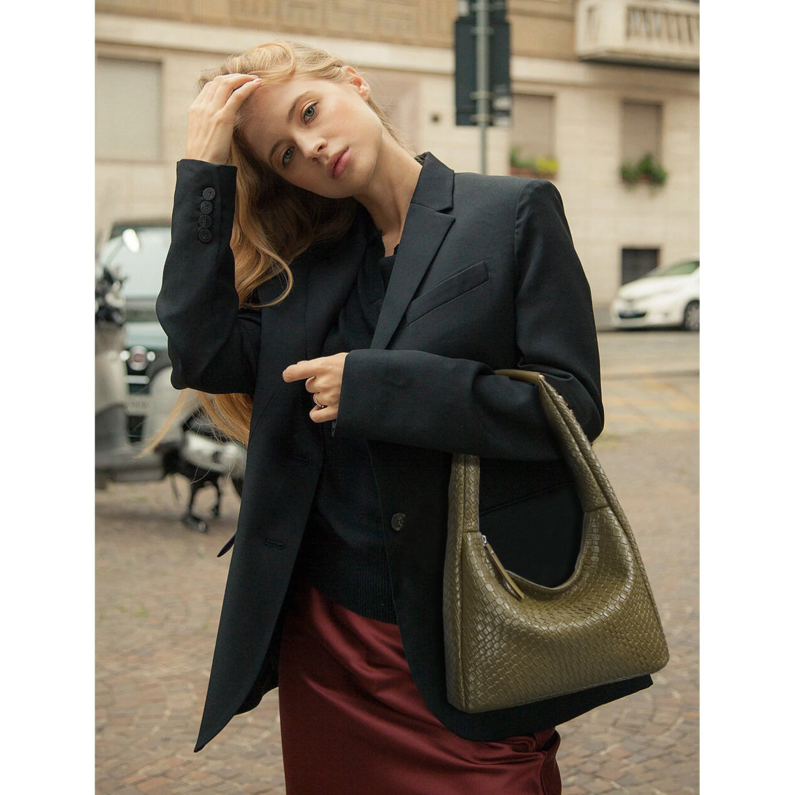 KWELI Croc Structured Curved Hobo Handbags - Image 23