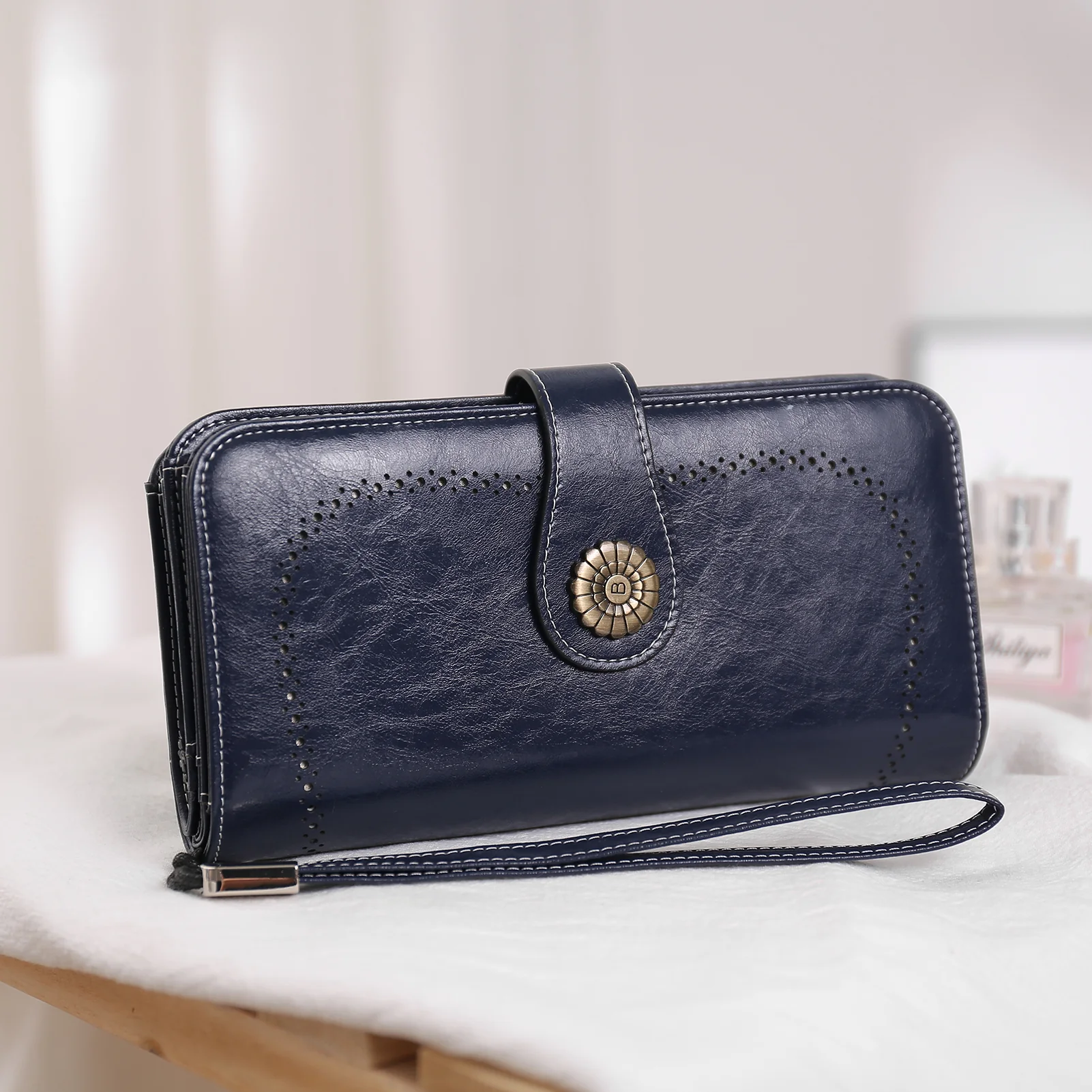 Lomy Big Wallet For Women With Wristlet —  Large Capacity - Image 33