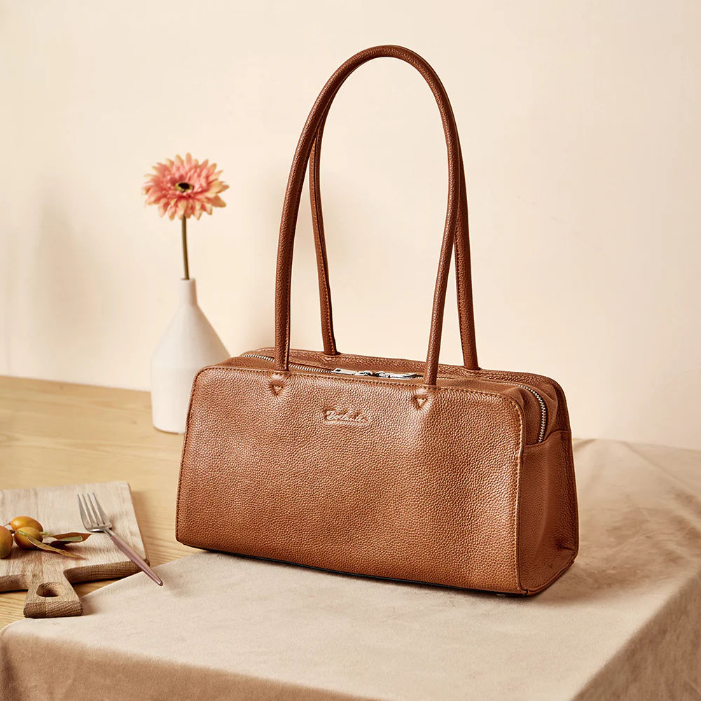 Otilia Functional and Fashionable Leather Shoulder Bag for Ladies - Image 8