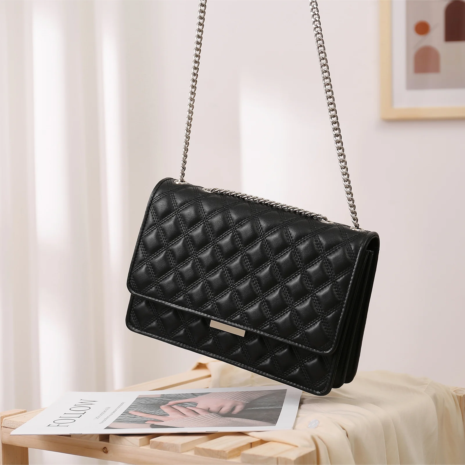 BOSTANTEN Women Handbags Designer Lambskin Leather Quilted Purses Crossbody Shoulder Bag with Chain Strap - Image 4