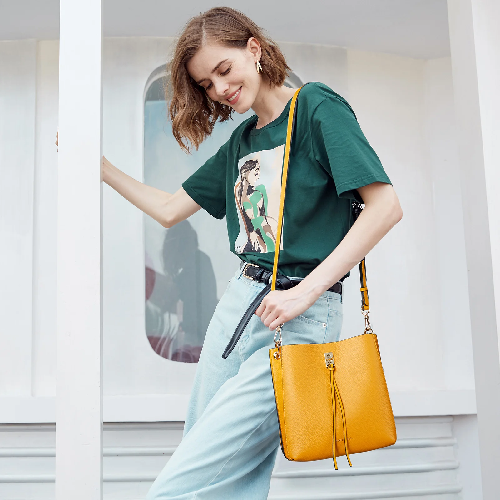 Lotty Tasseled Grained Leather Medium Bucket Bag - Image 23