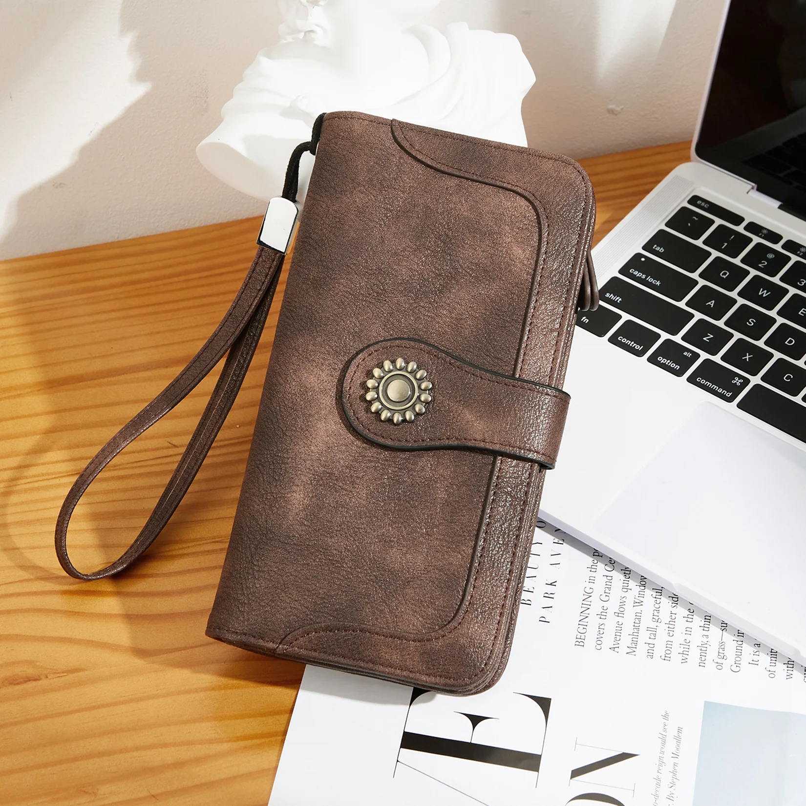 Lomy Sunflower Clasp Large Leather Wristlet Clutch For Women - Image 29