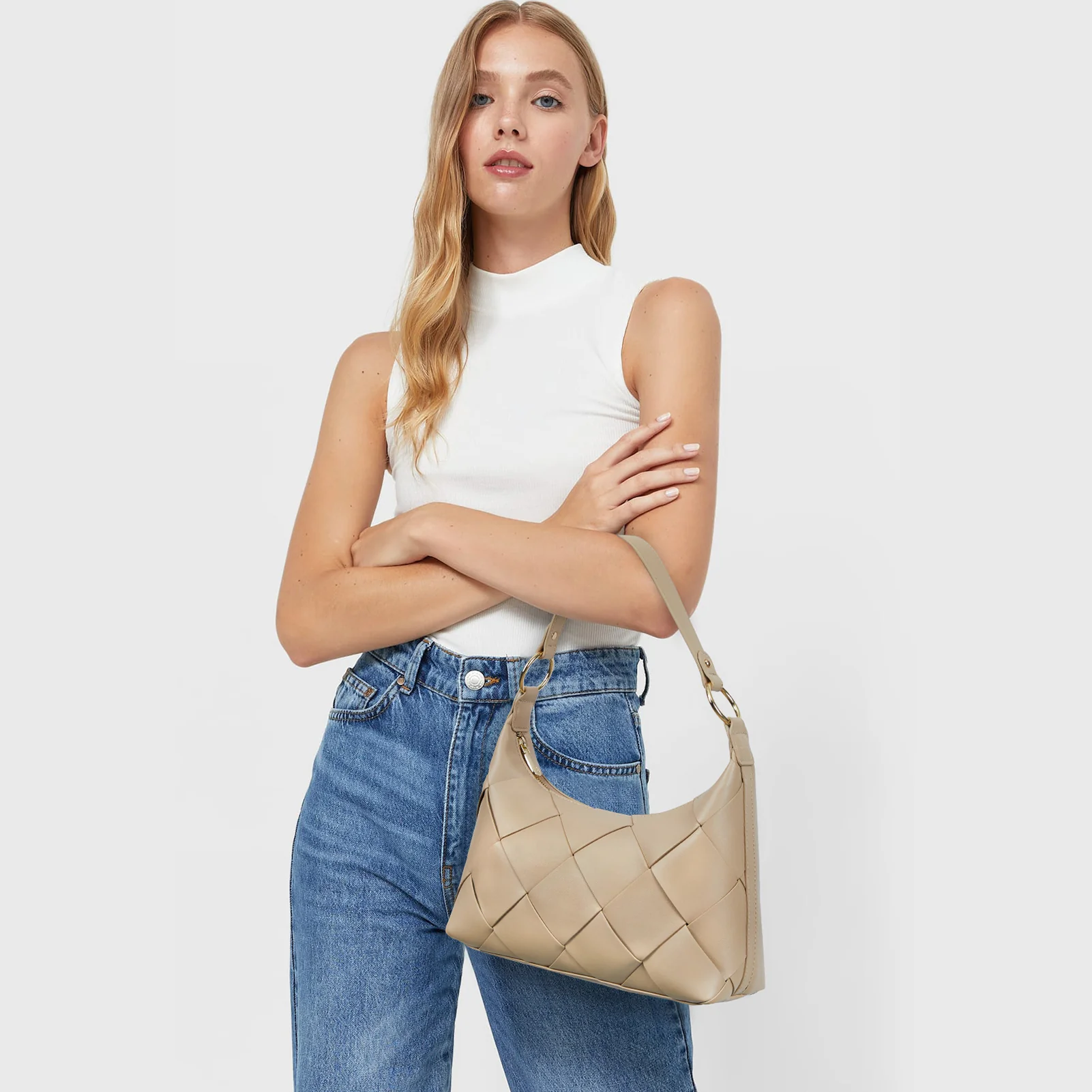 Kweli Woven Shoulder Bucket Bag - Image 26