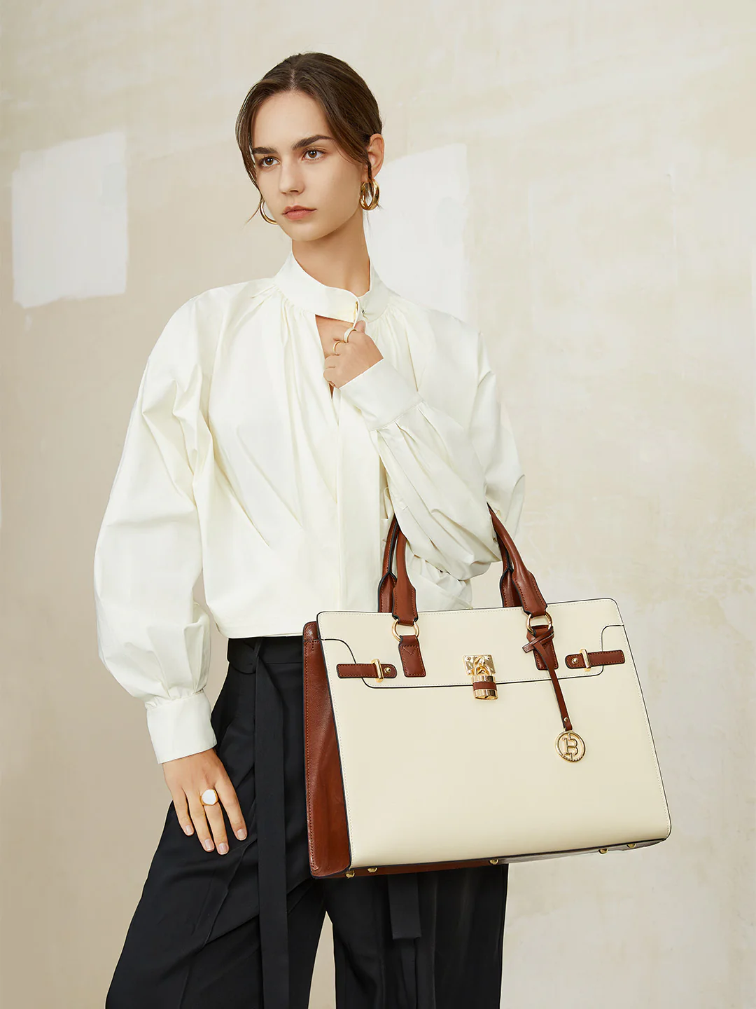 Machk Luxury Briefcase - Image 8